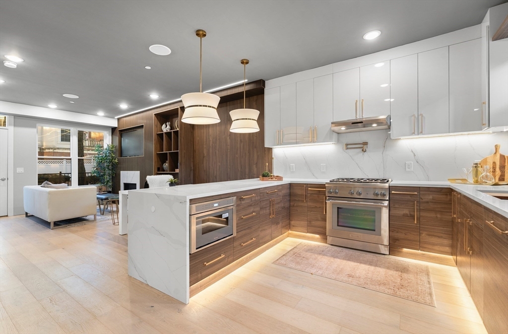 1 Cedar St # 2