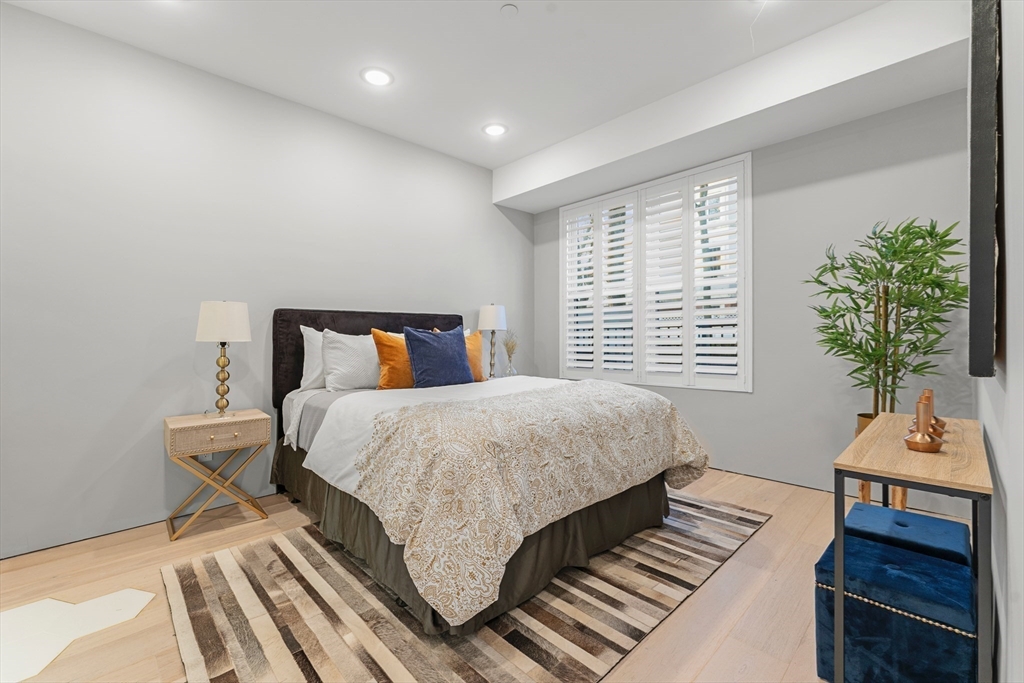 1 Cedar St # 2