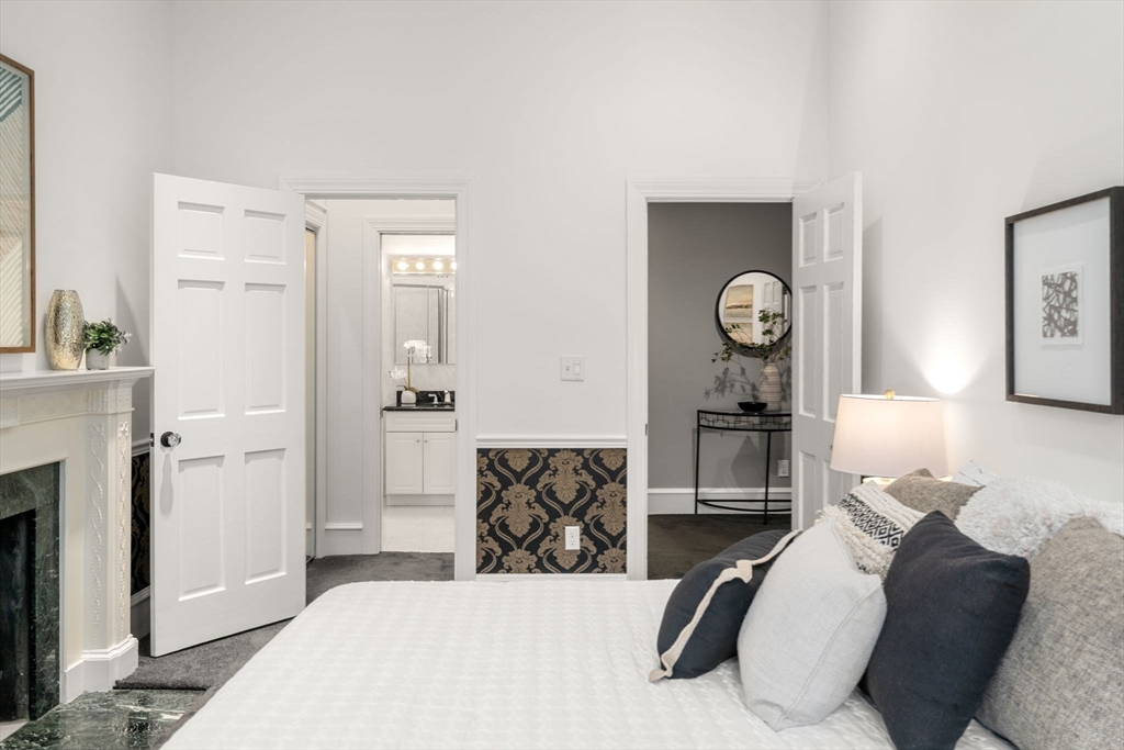 148 Commonwealth Ave # 301