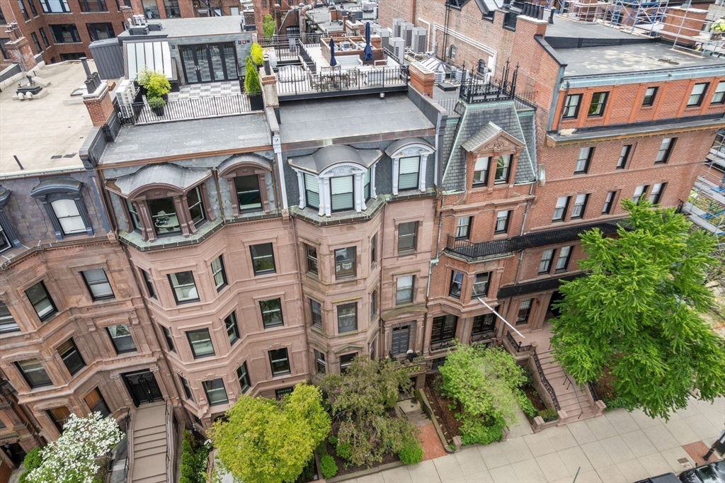 148 Commonwealth Ave # 301