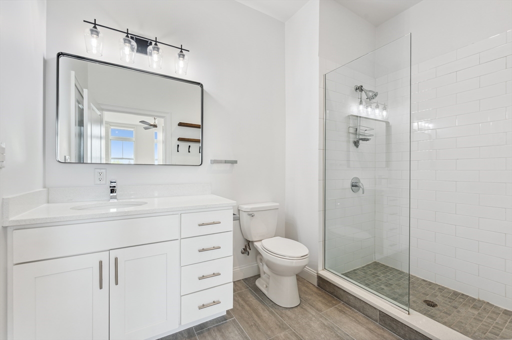170 West Broadway # 403