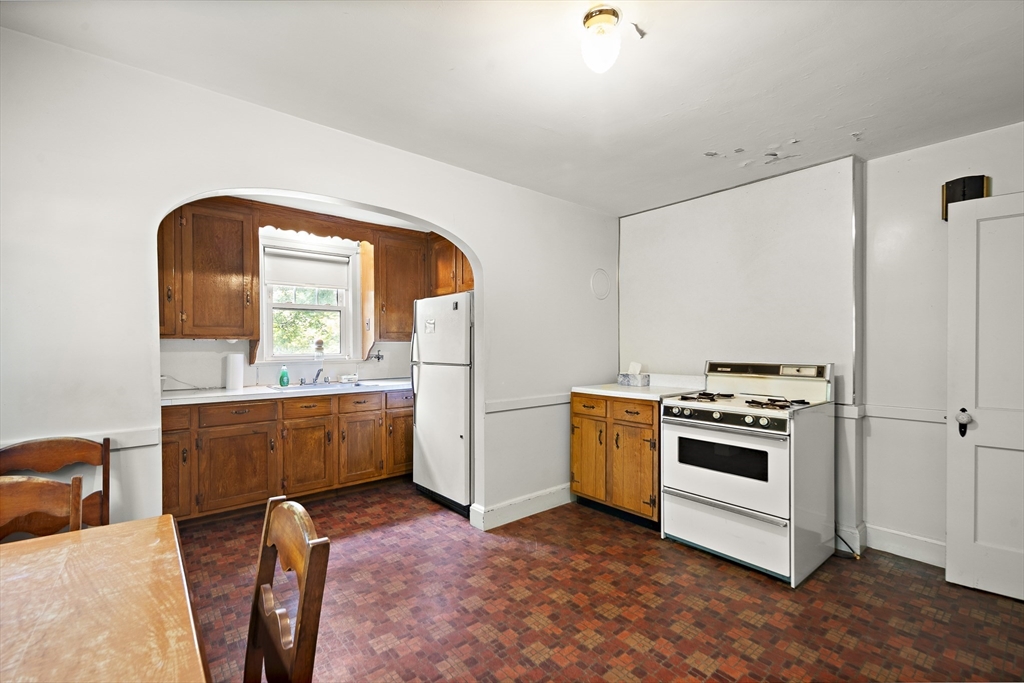 104 Reed St