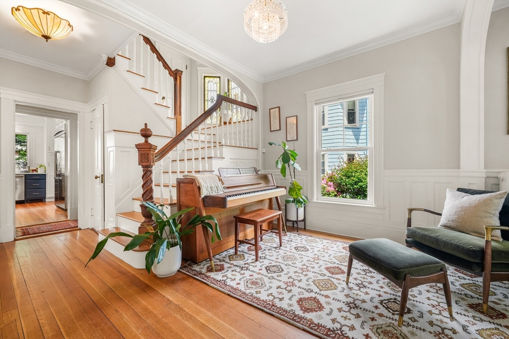 97 Manet Rd