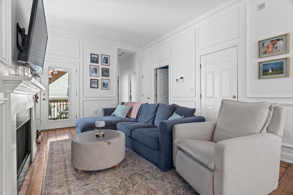 40 Pearl St # 2