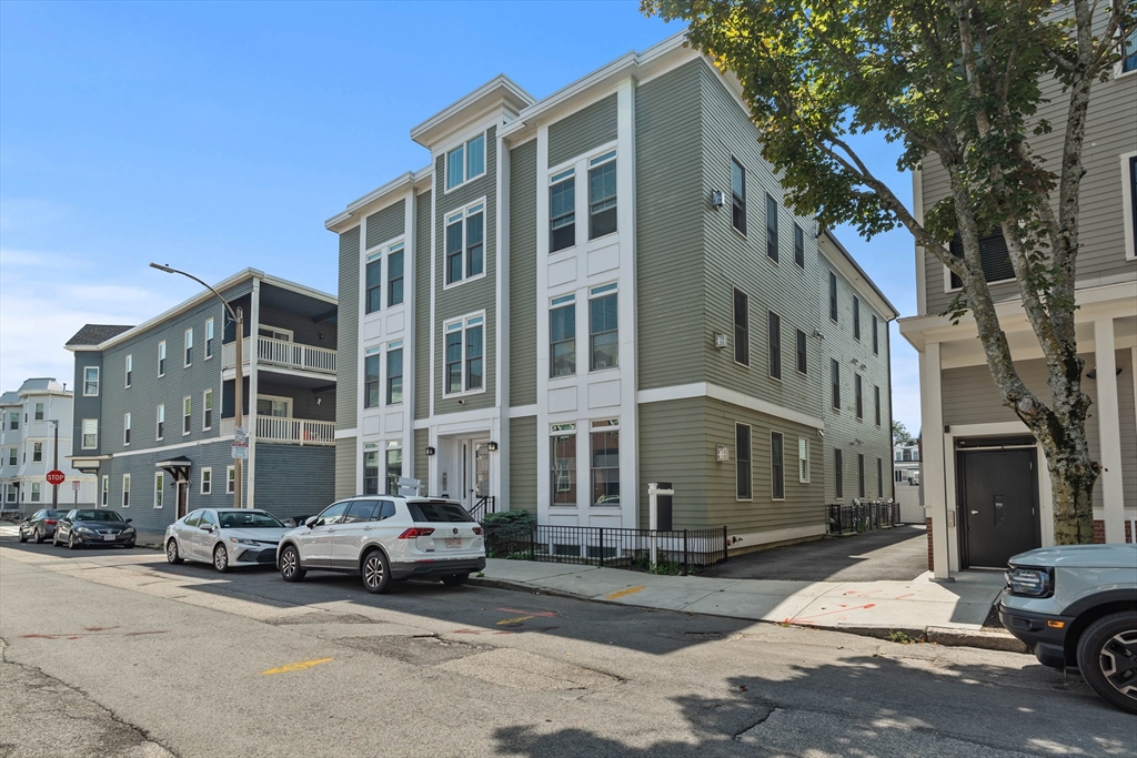 615 E 6th St # 1, Boston Unit: 1