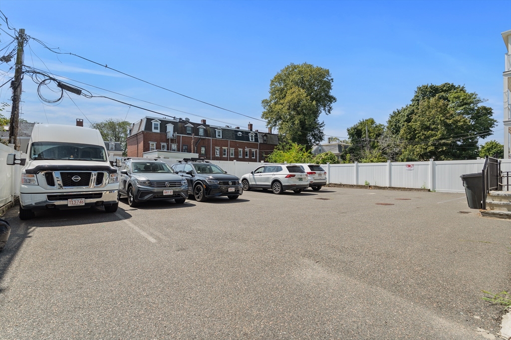 615 E 6th St # 1, Boston Unit: 1