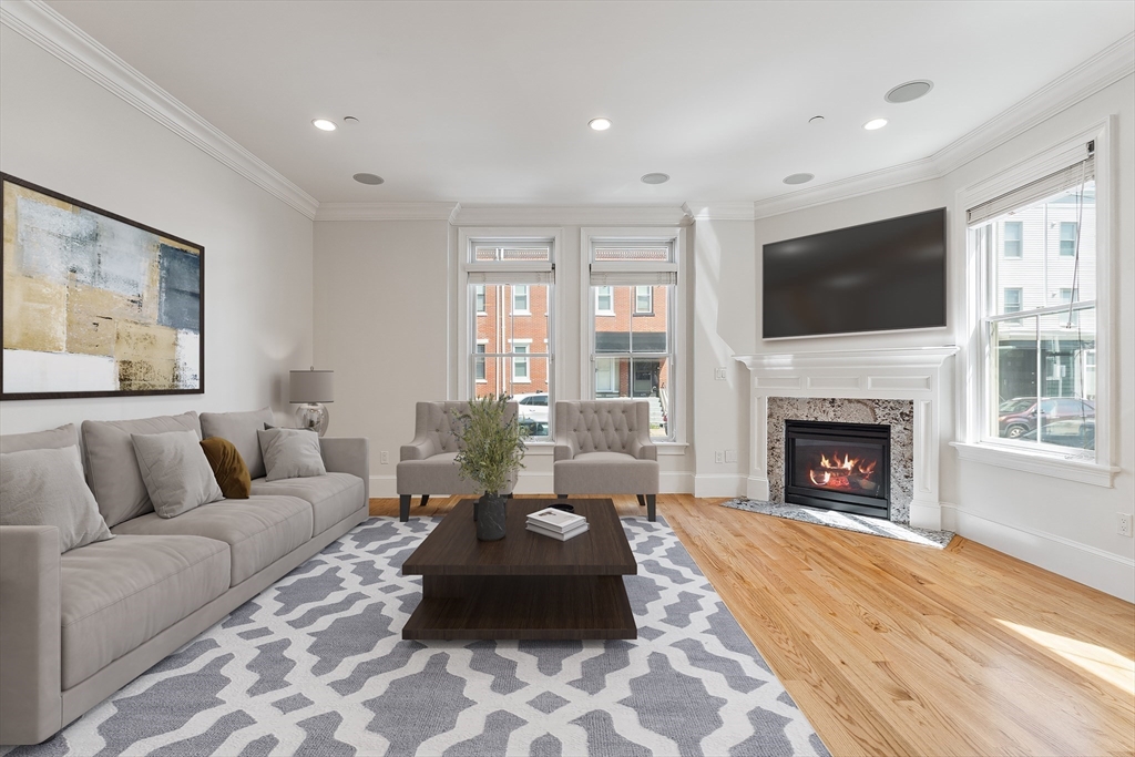 615 E 6th St # 1, Boston Unit: 1