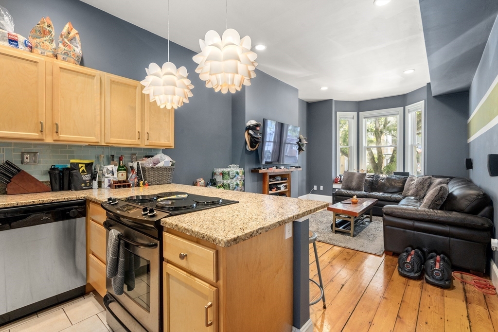 576 E Broadway # 2
