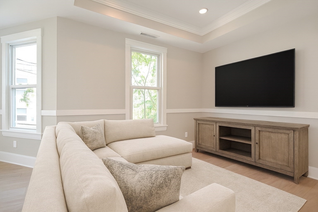 69 Falcon Street # 2