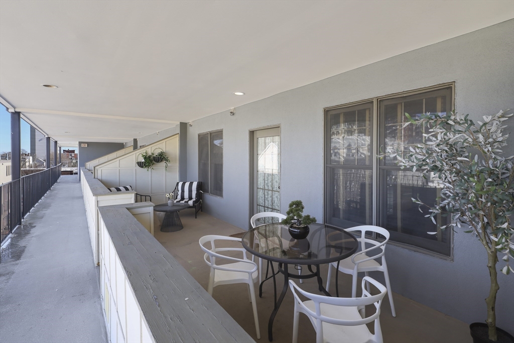 1306 Columbia Road # 5C