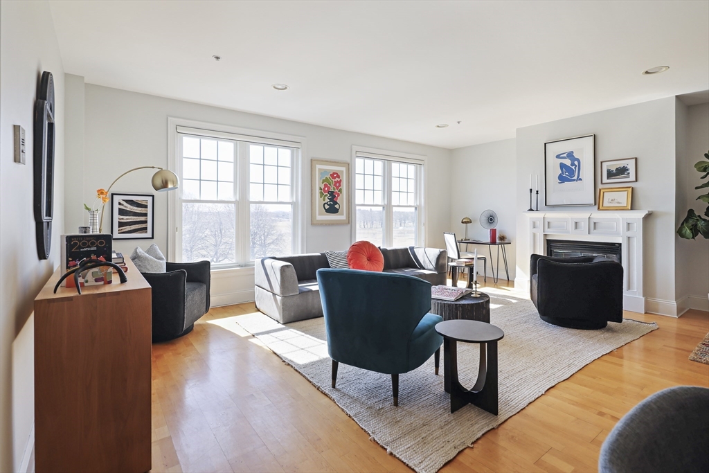 1306 Columbia Road # 5C