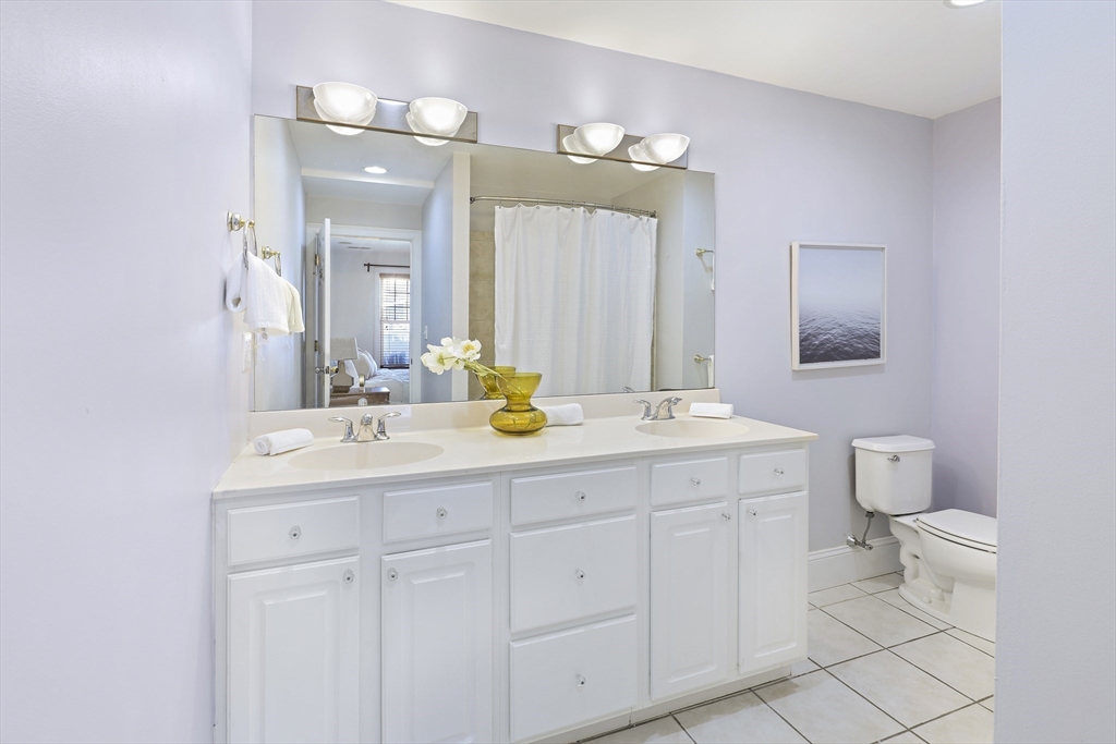 1306 Columbia Road # 5C