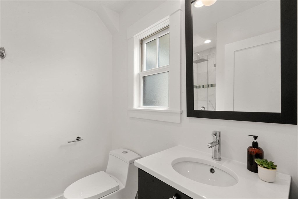 43 Salcombe St # 3