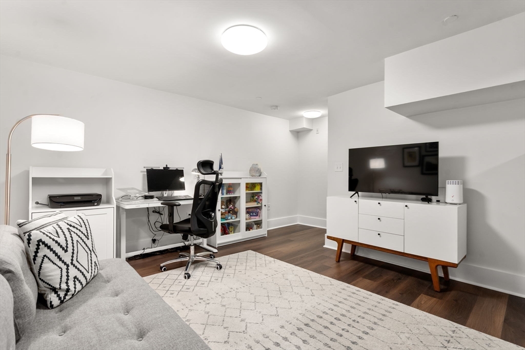 43 Salcombe St # 3