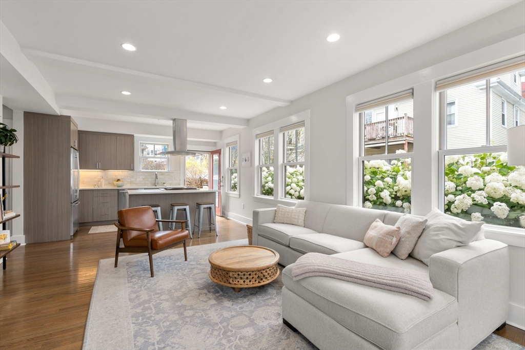 43 Salcombe St # 3