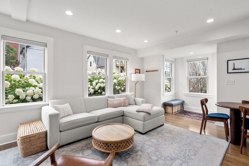 43 Salcombe St # 3