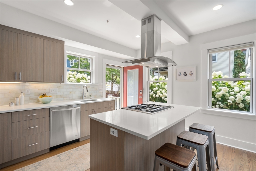 43 Salcombe St # 3