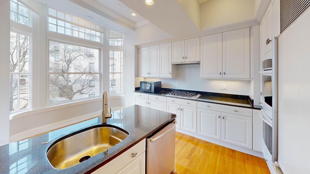 22 Beacon St. # 3