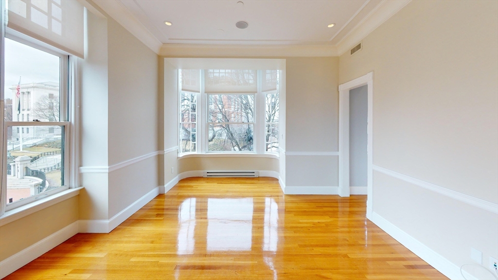 22 Beacon St. # 3