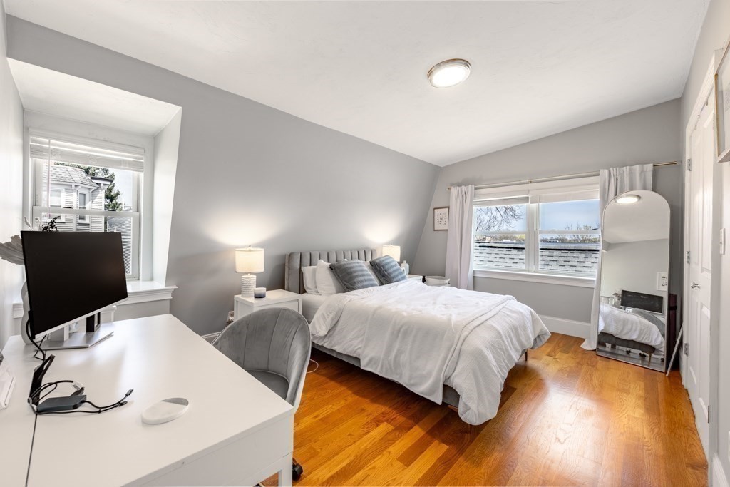 417 East 7th St # 2