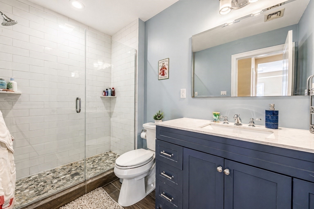 417 East 7th St # 2
