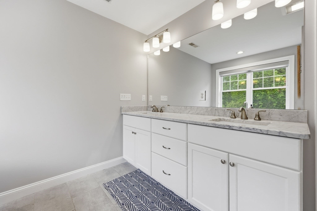 39 Summit Pointe Drive