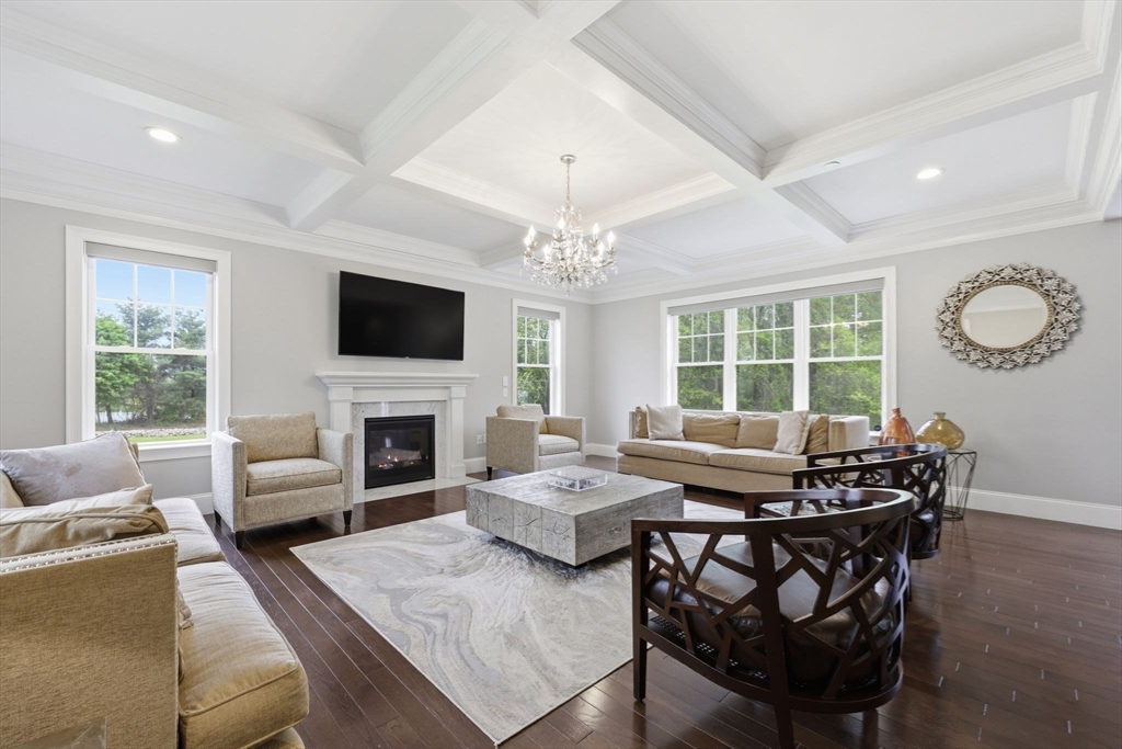 39 Summit Pointe Drive