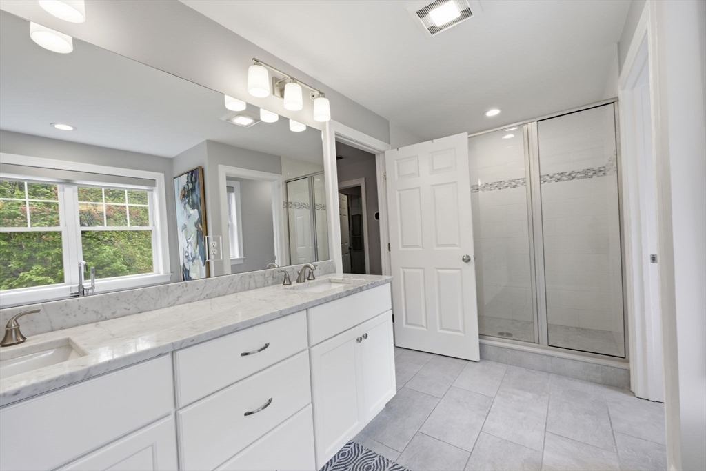 39 Summit Pointe Drive