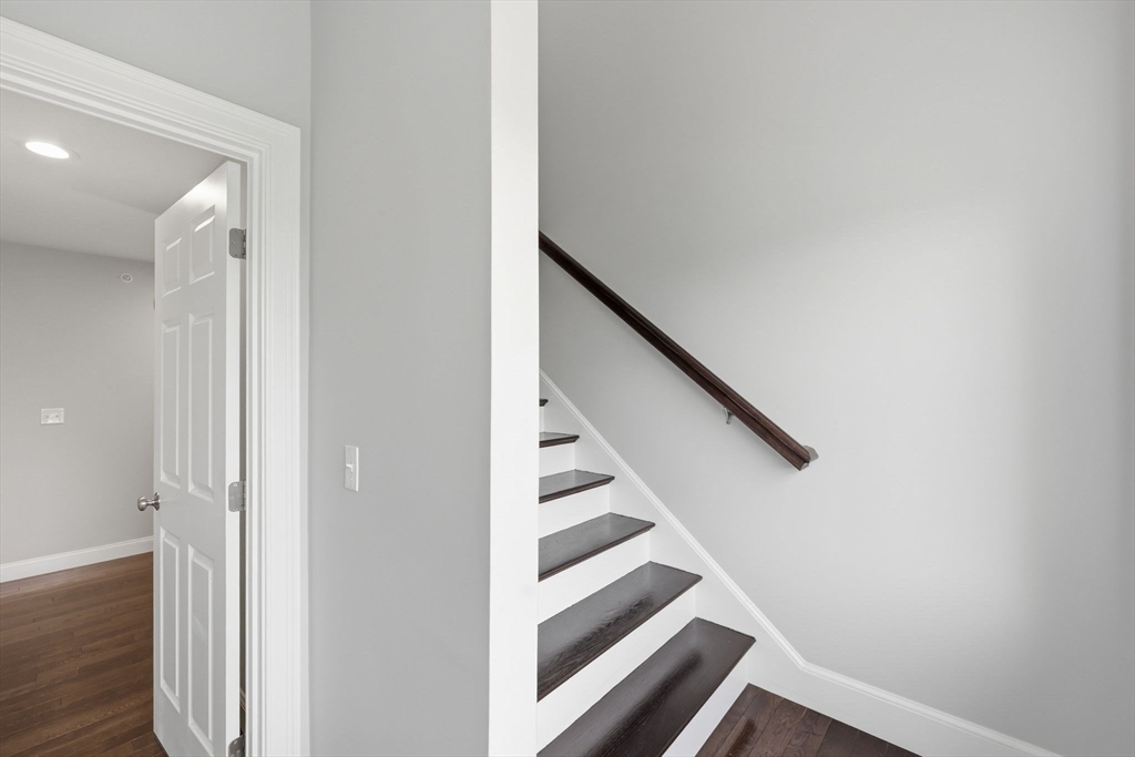 39 Summit Pointe Drive