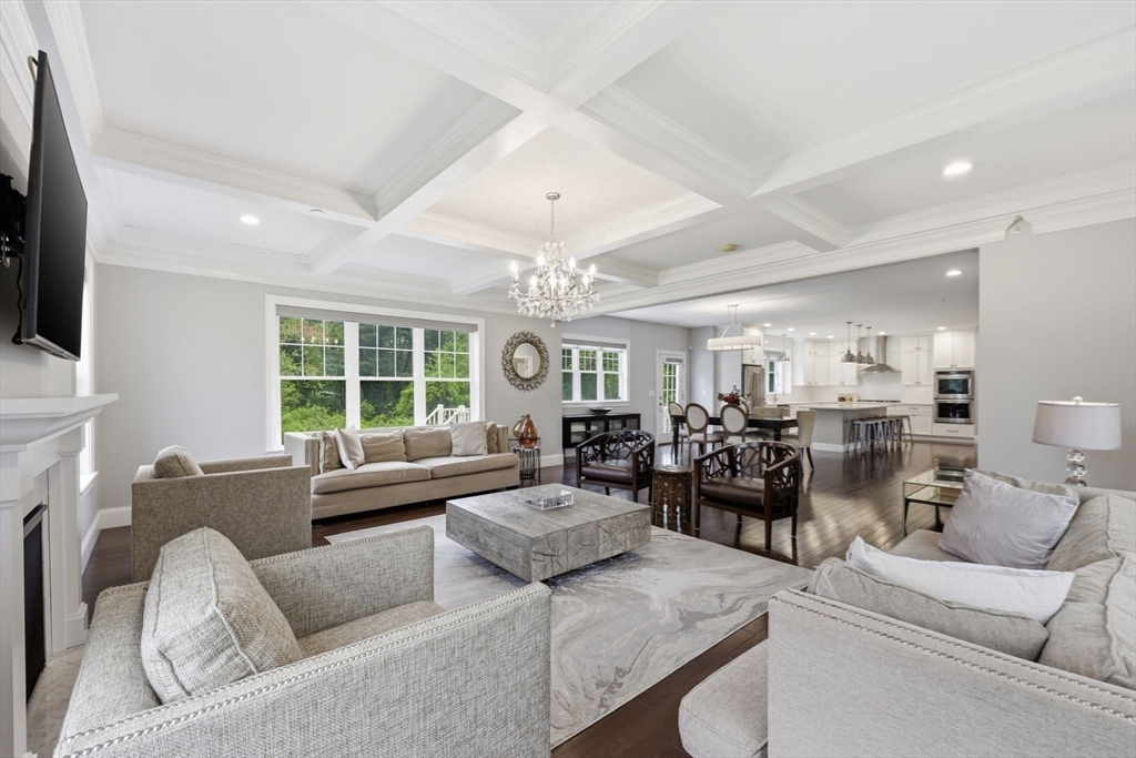 39 Summit Pointe Drive