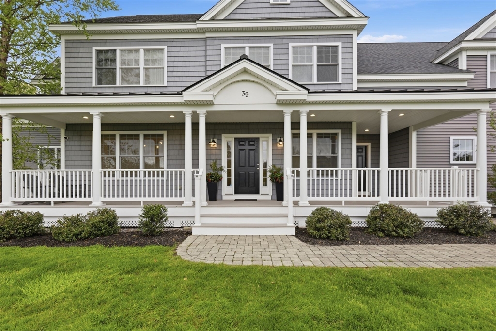 39 Summit Pointe Drive