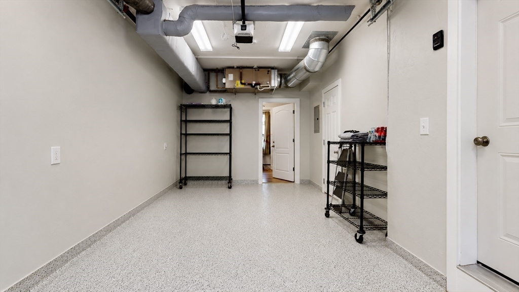99 Bolton St Unit: TH