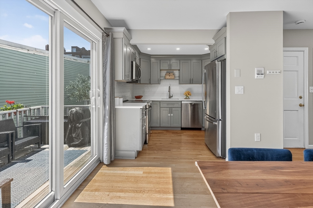 67 Sullivan Street # 3