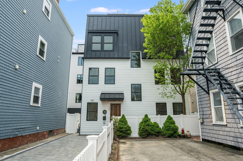 147 W 8th Street # 147