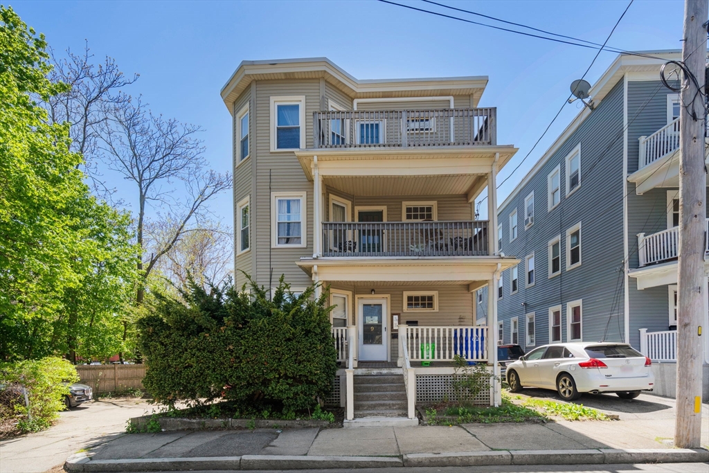 9 Aldwin Rd # 1