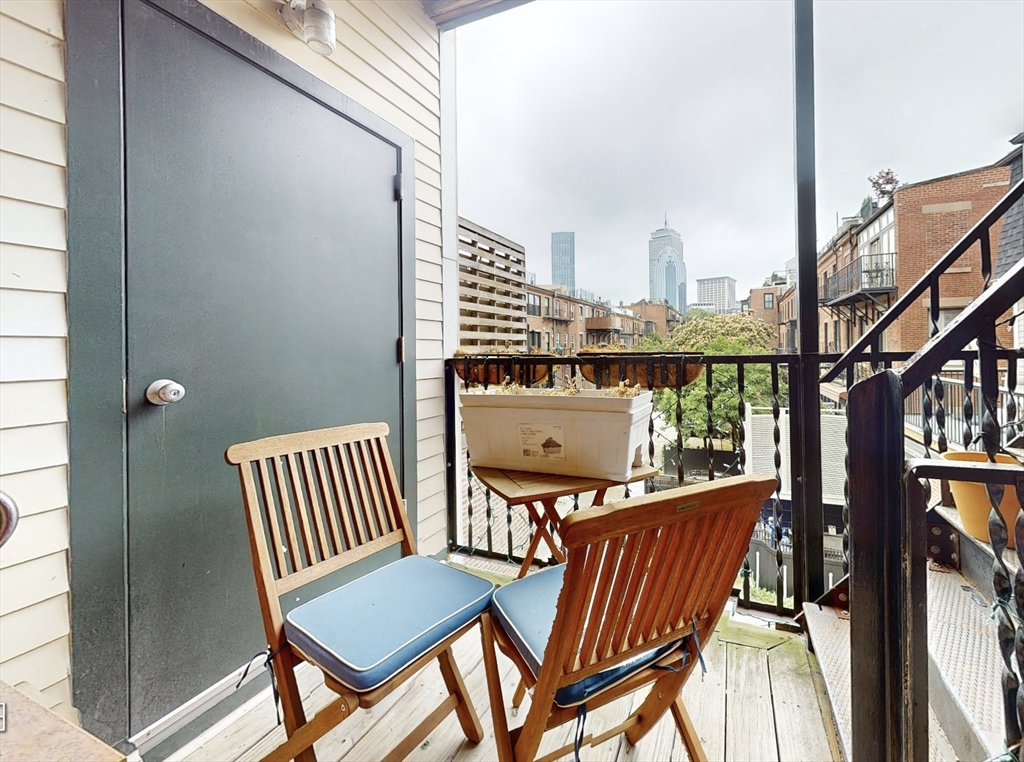 661 Tremont St # 4