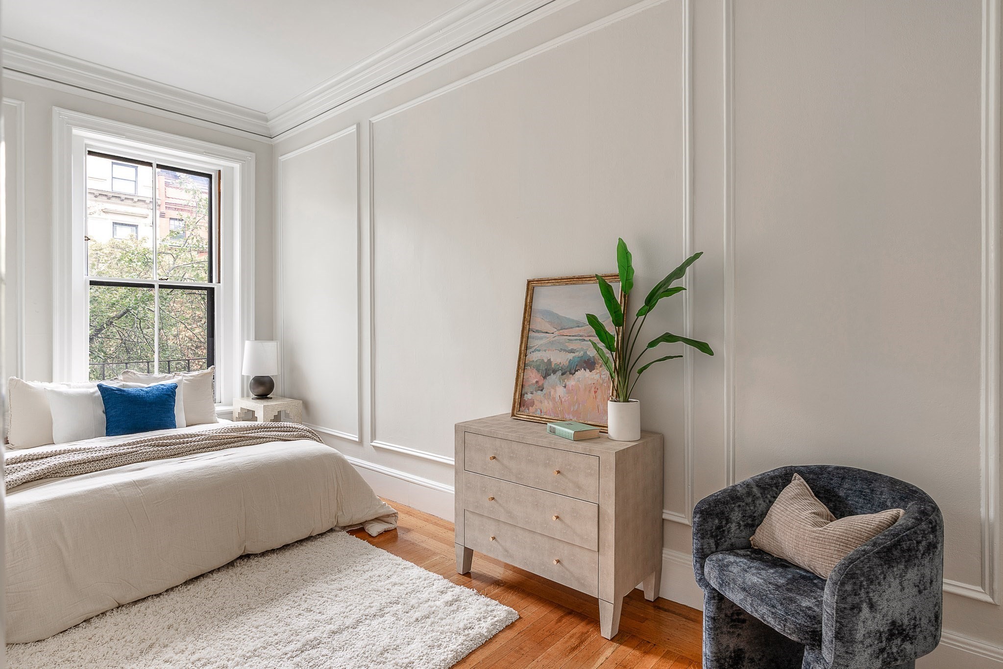 411 Beacon St # 5