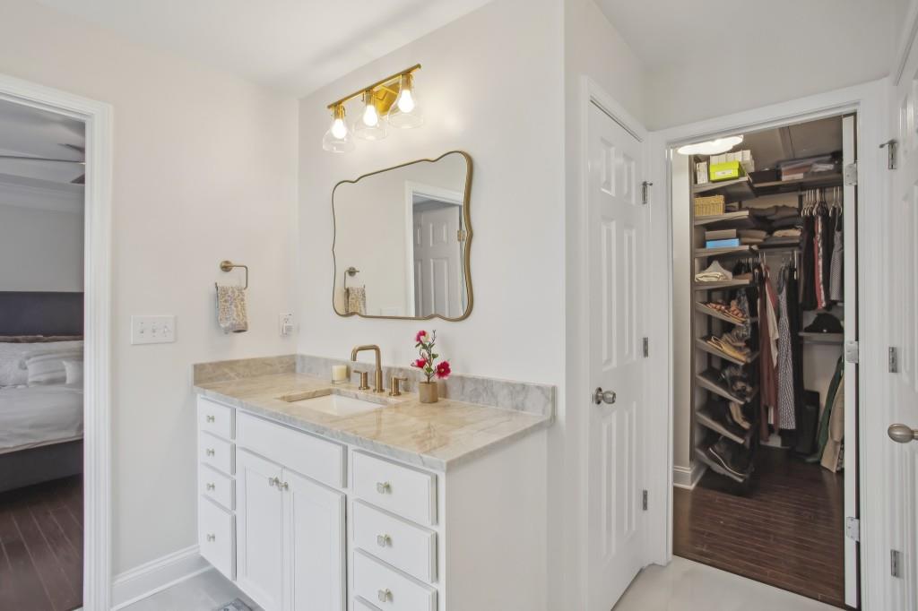 346 Ardmore Court