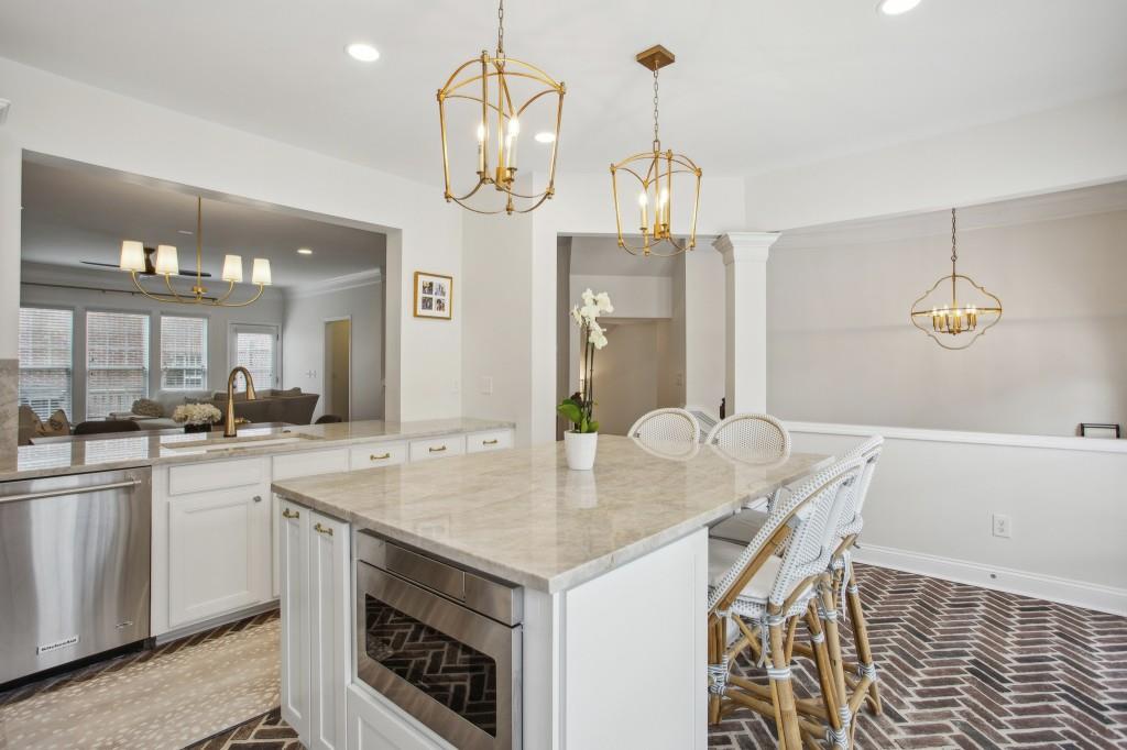 346 Ardmore Court