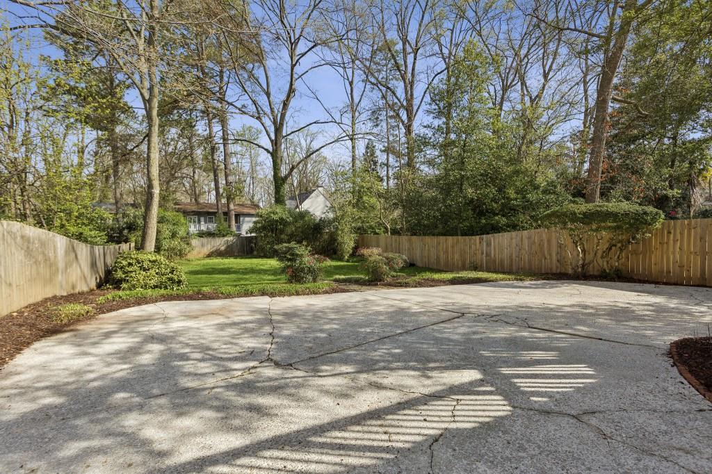 832 Amsterdam Avenue