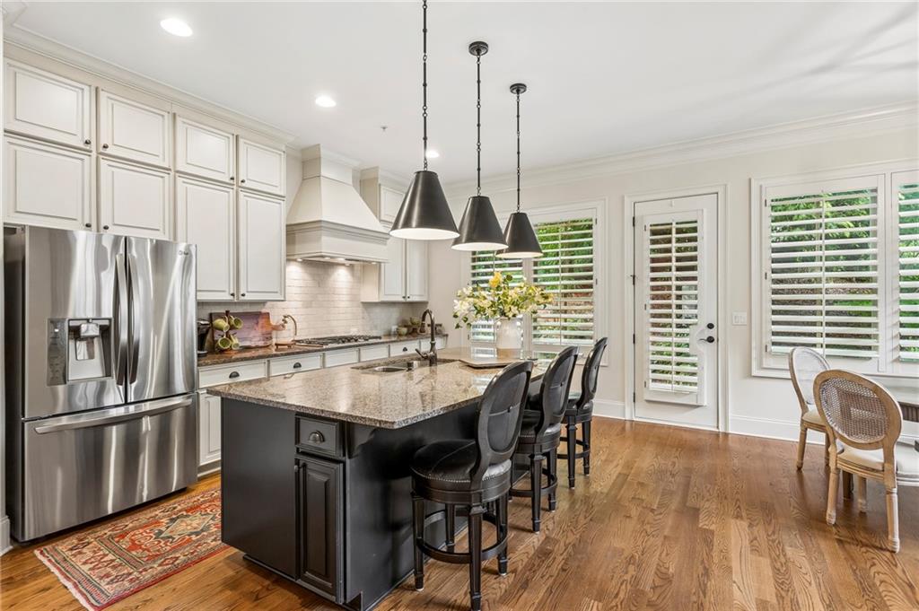 2775 Paces Lookout Lane SE