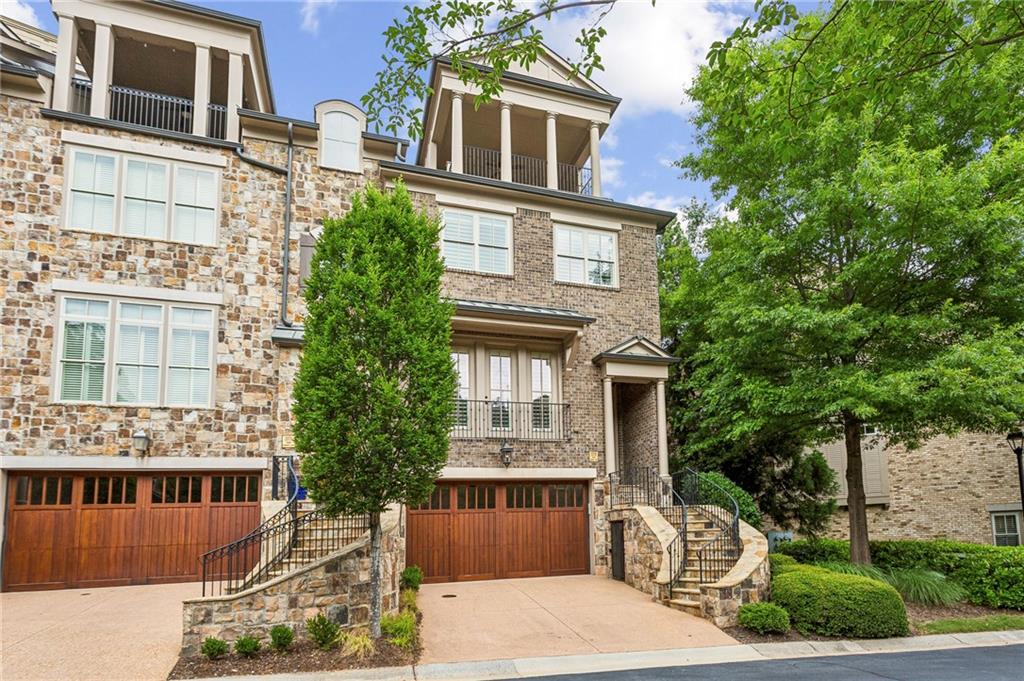 2775 Paces Lookout Lane SE