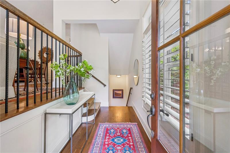 2775 Paces Lookout Lane SE