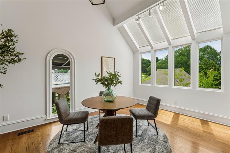 4223 Wieuca Overlook NE