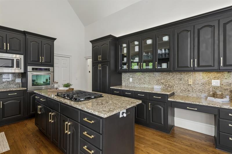 4223 Wieuca Overlook NE