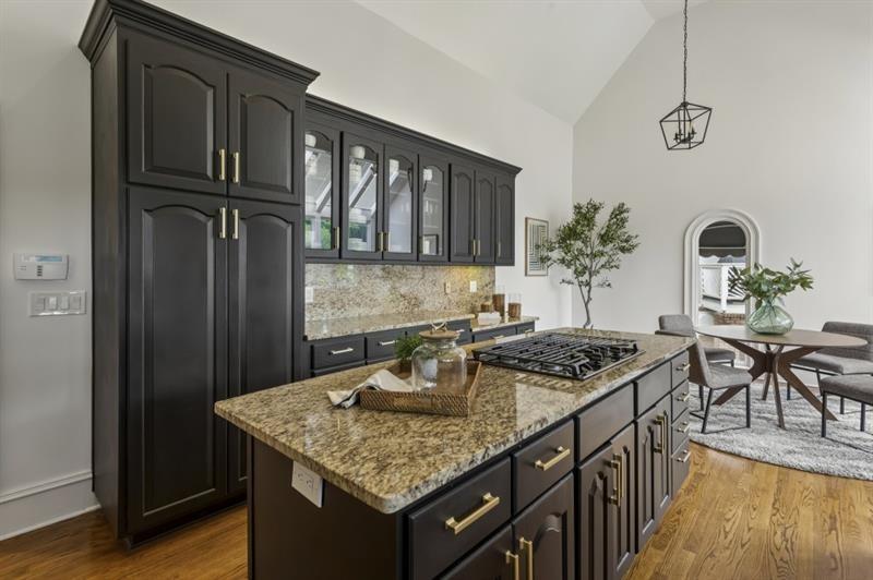4223 Wieuca Overlook NE