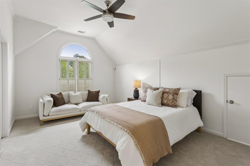 4223 Wieuca Overlook NE