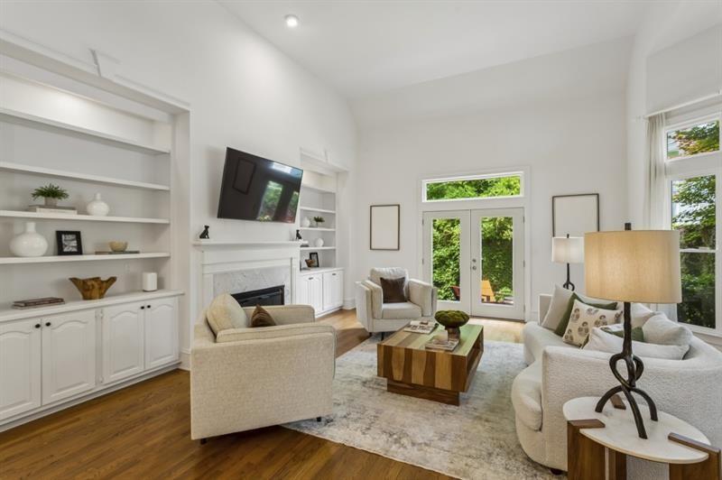4223 Wieuca Overlook NE