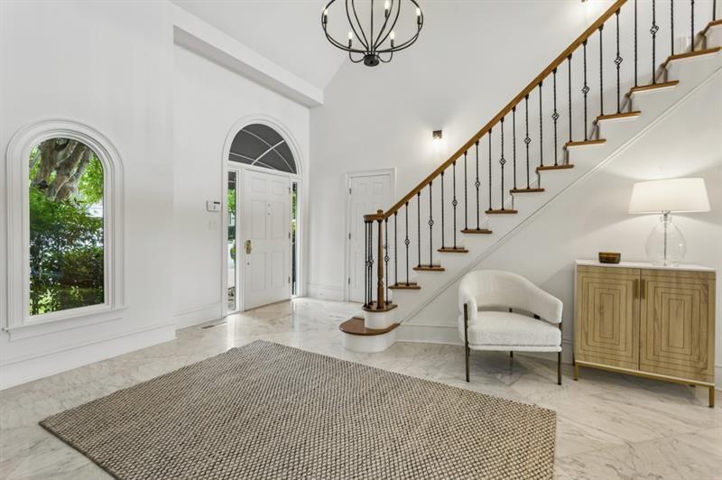 4223 Wieuca Overlook NE