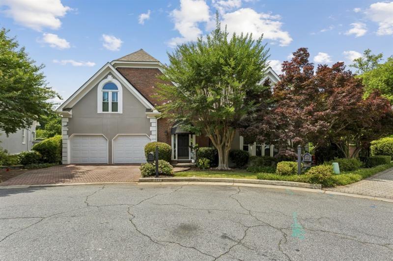 4223 Wieuca Overlook NE